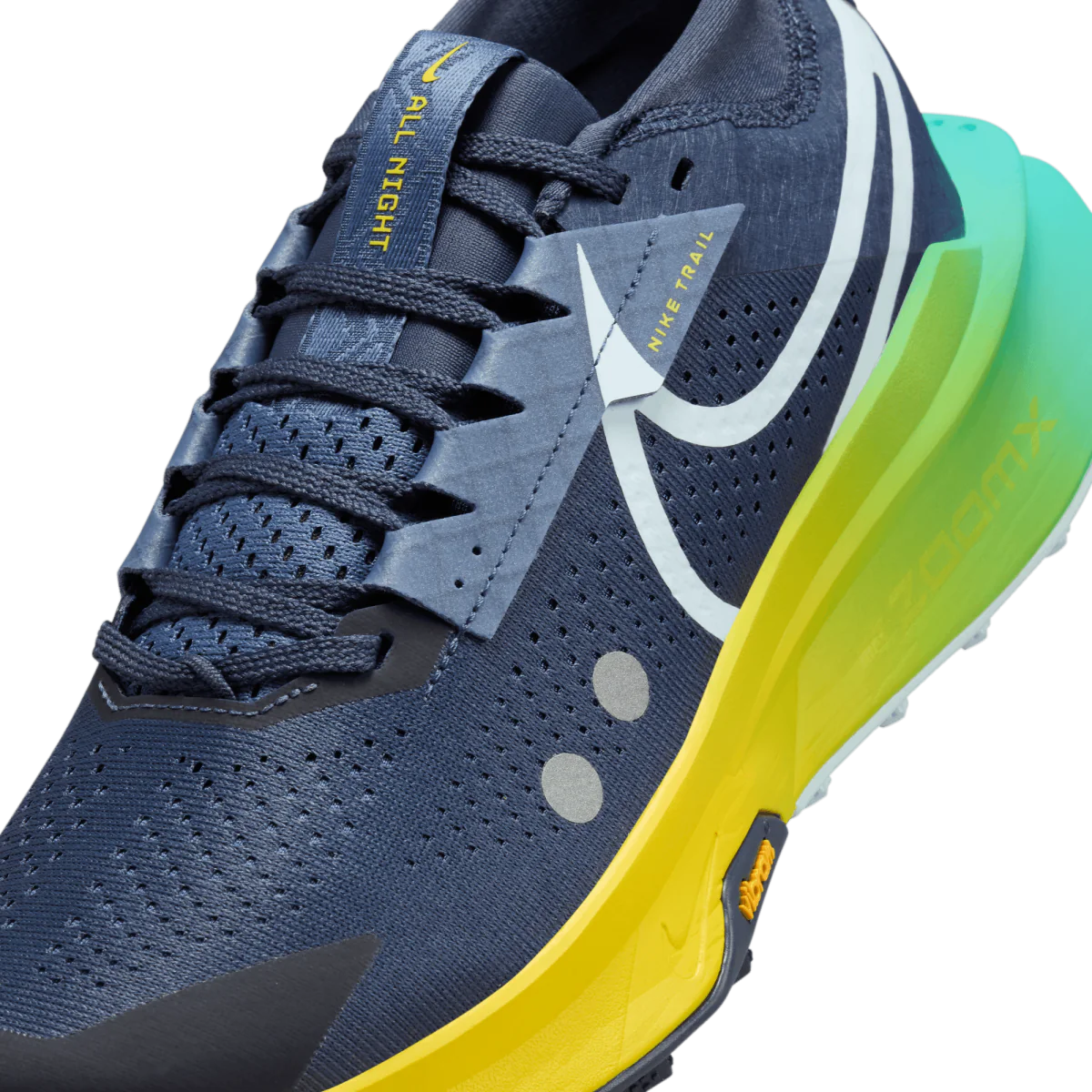 Man Nike Zegama Trail 2 men's trail running shoes FD5190-402
