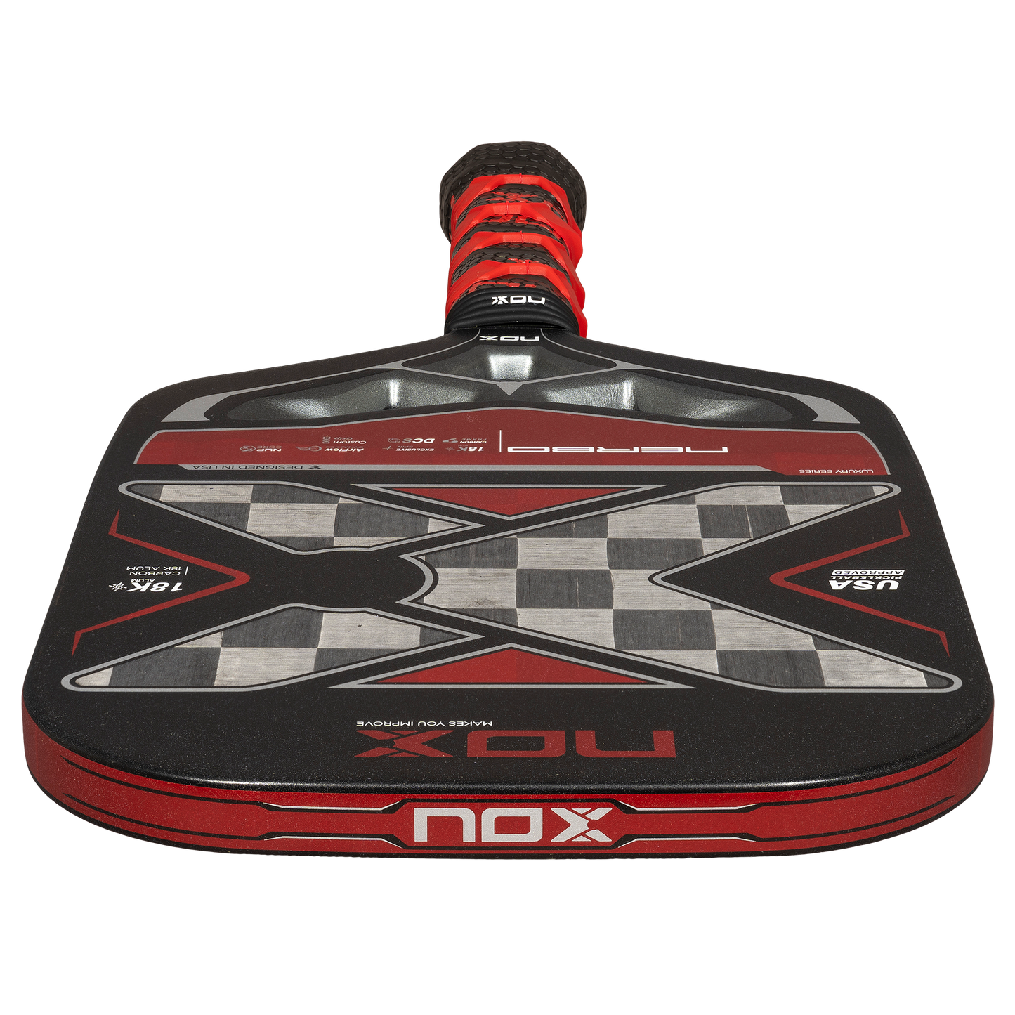 NOX Luxury Nerbo 18K Alum-Carbon pickleball raketė iš viršaus – elegantiška forma su NOX logotipu ir sidabriniais akcentais