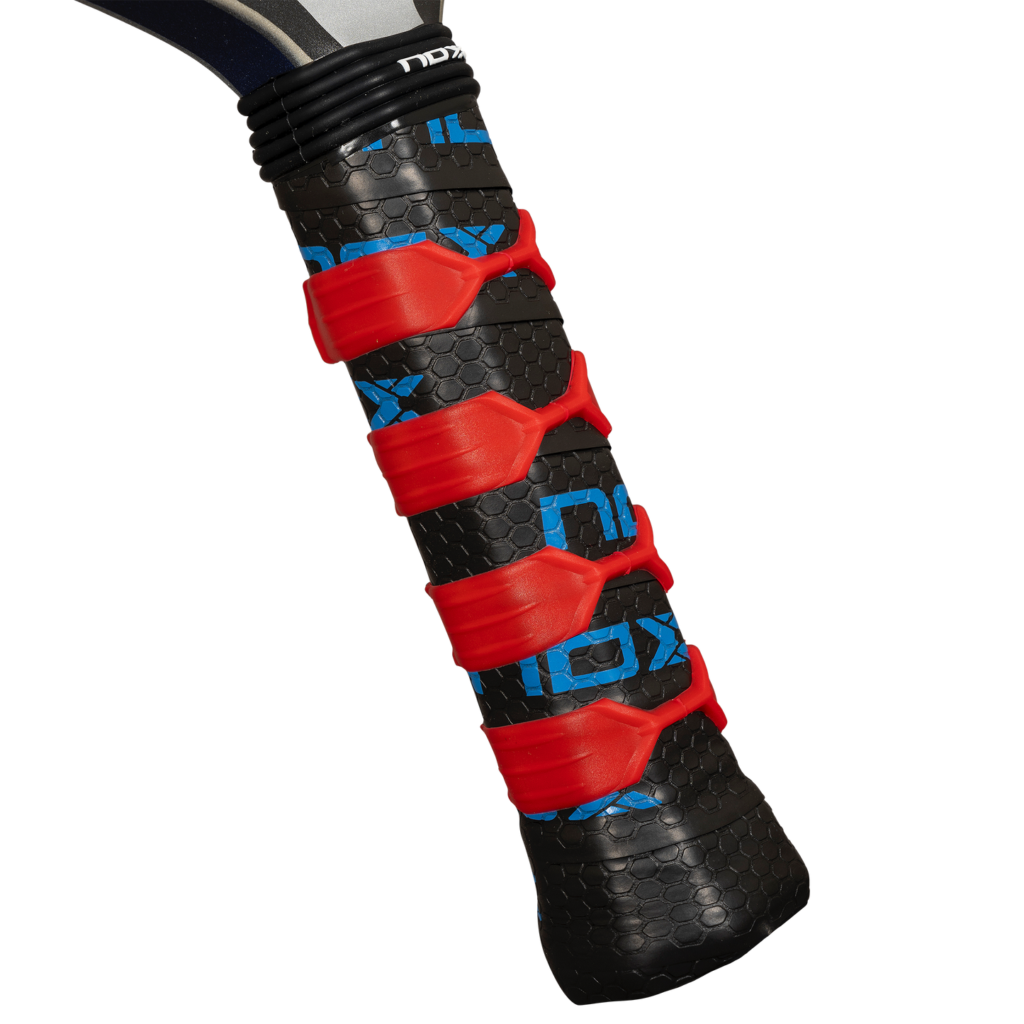 NOX PRO SHOT RACKET 12K Carbon raketės rankena – ergonomiška, su neslystančia apvija ir patogiu sukibimu