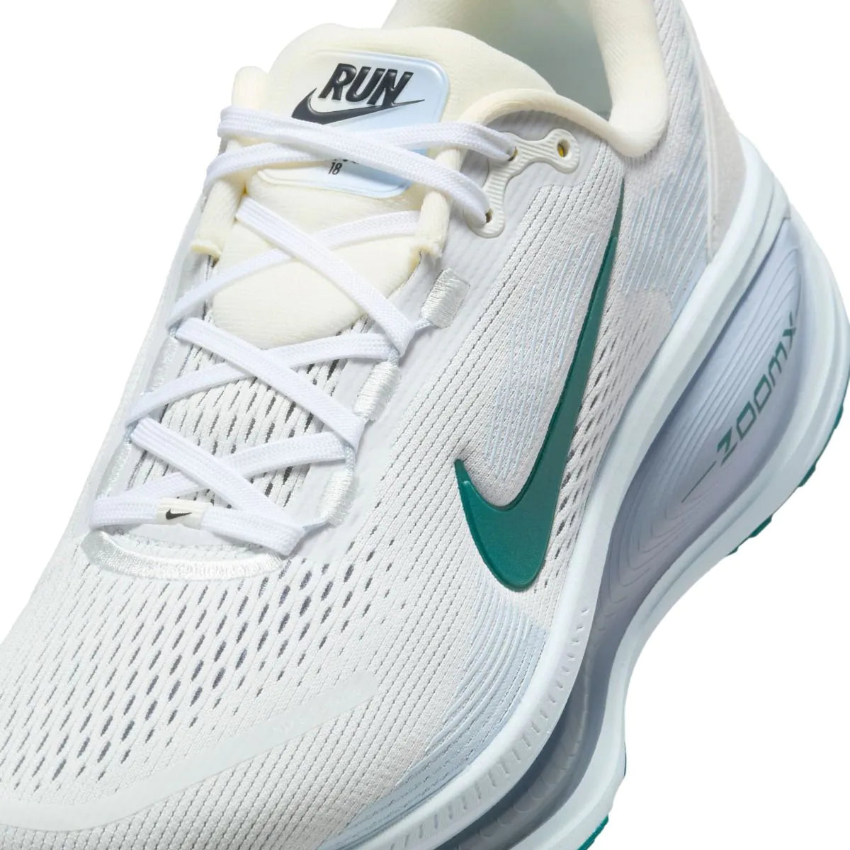 Nike Vomero 18 moteriški bėgimo bateliai HM6804‑103