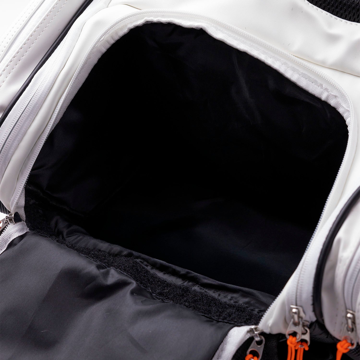 Bullpadel HACK padelio krepšys (sp. juodai balta) Butterfly