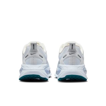 Nike Vomero 18 women's running shoes HM6804‑103