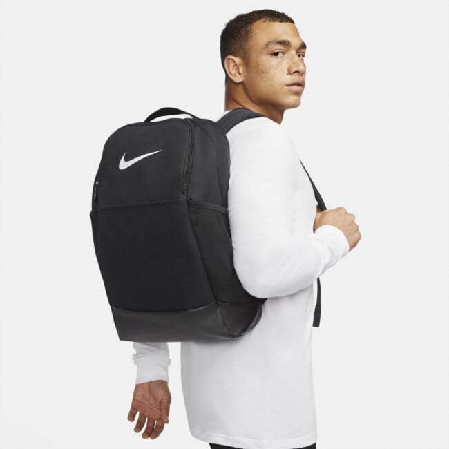 Nike Brasilia vidutinė 24 l kuprinė (sp.juoda) FitZone
