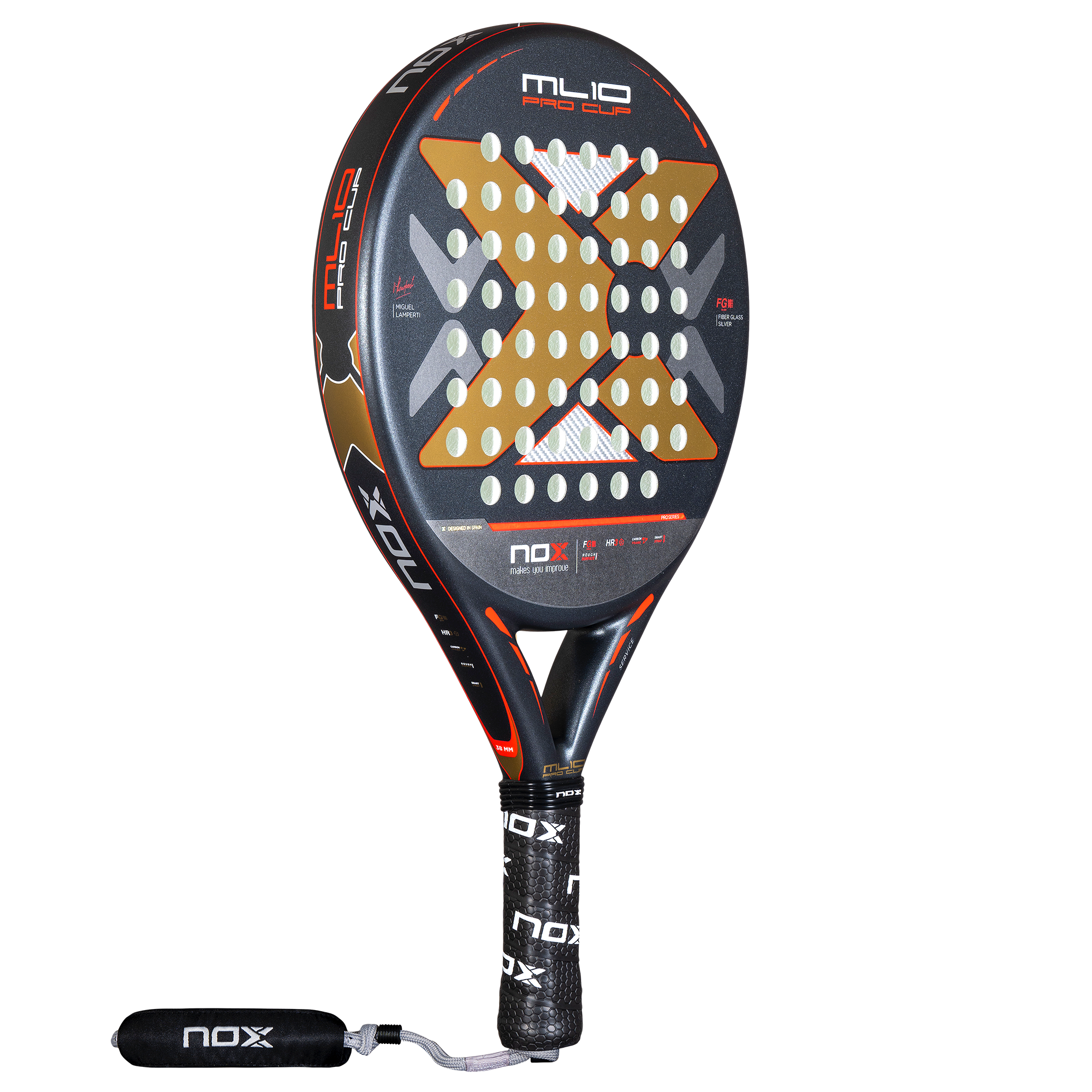 NOX 2025 ML10 Pro Cup Rough Surface padelio raketė iš kampo – tvirta konstrukcija ir agresyvus dizainas pagal Miguel Lamperti