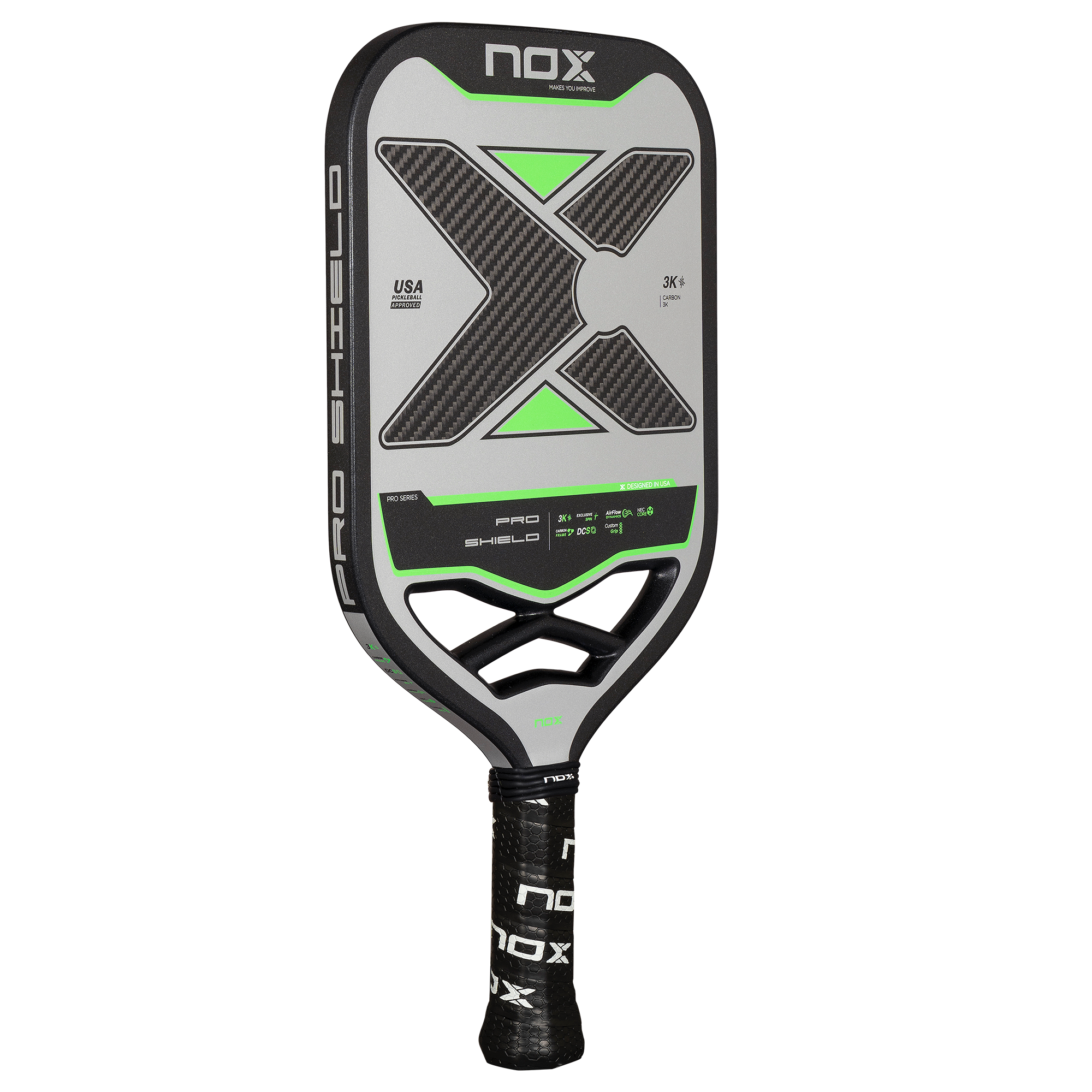 Piklbolo raketė NOX PRO SHIELD 3K Carbon iš kampo – profesionali konstrukcija, ilgaamžiškumas ir dinamiškas dizainas