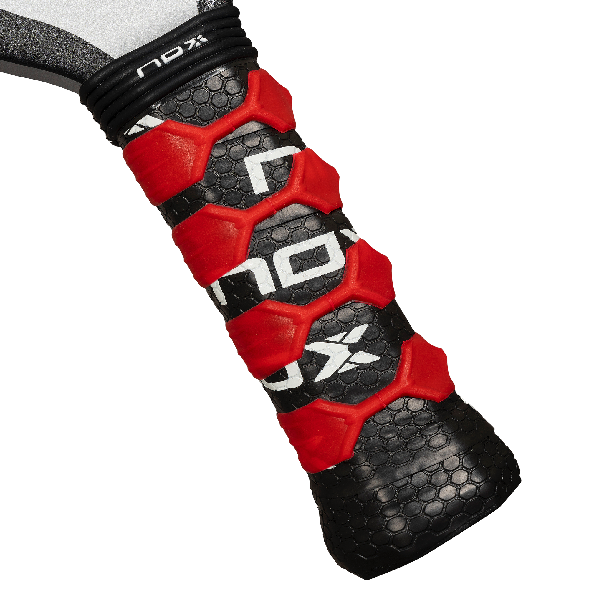 NOX PRO SHIELD 3K Carbon raketės rankena – ergonomiška, su komfortišku sukibimu