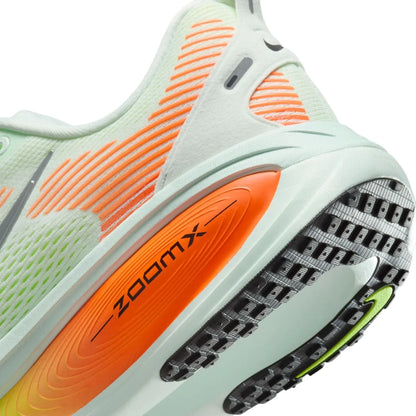 Nike Air Zoom Vomero 18  bėgimo bateliai žalia Men's HM6803-300