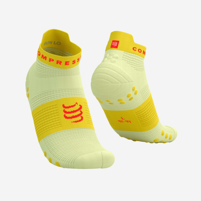 COMPRESSPORT PRO RACING V4.0 trumpos bėgimo kojinės