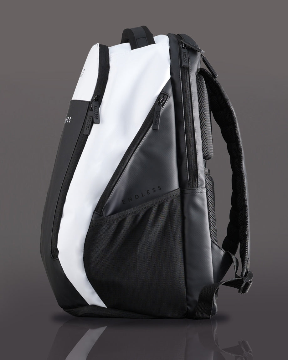 Kuprinė ENDLESS Axys Black/White