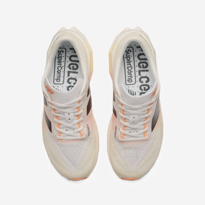 New Balance FuelCell SuperComp Elite v4 (balta/oranžinė)– moteriški bėgimo batai - FitZone