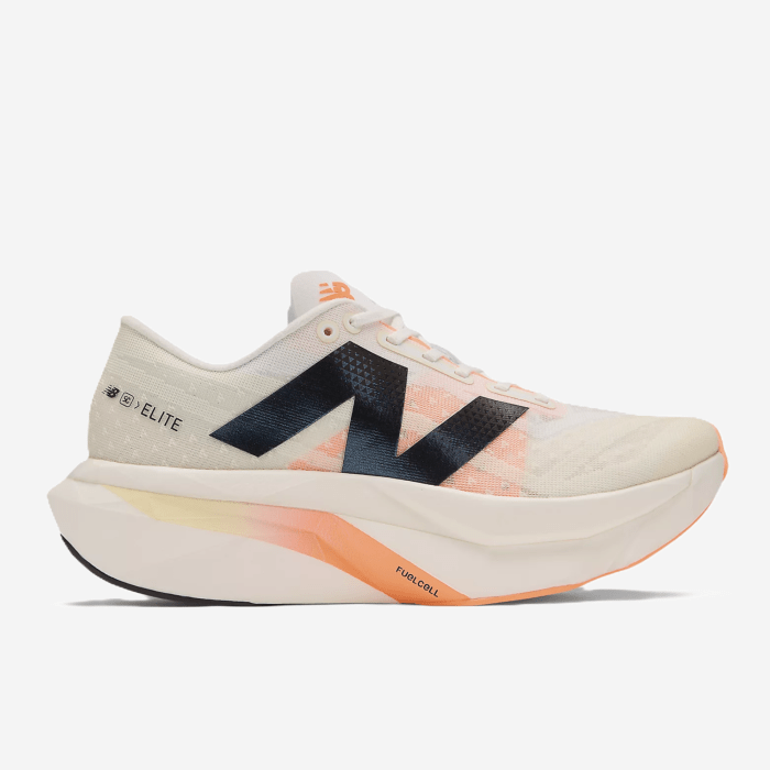 New Balance FuelCell SuperComp Elite v4 (balta/oranžinė)–bėgimo batai - FitZone