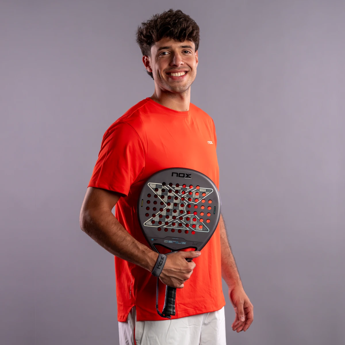 NOX Genius 18K Alum Agustín Tapia 2027